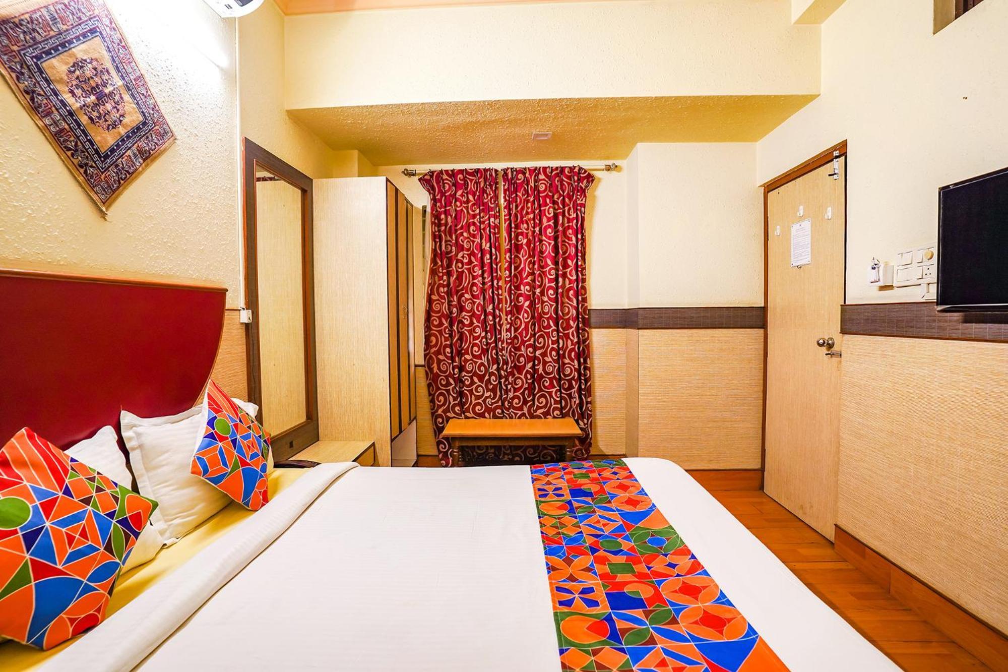 העיר בנגלור Hotel Lalbagh Gardenia מראה חיצוני תמונה