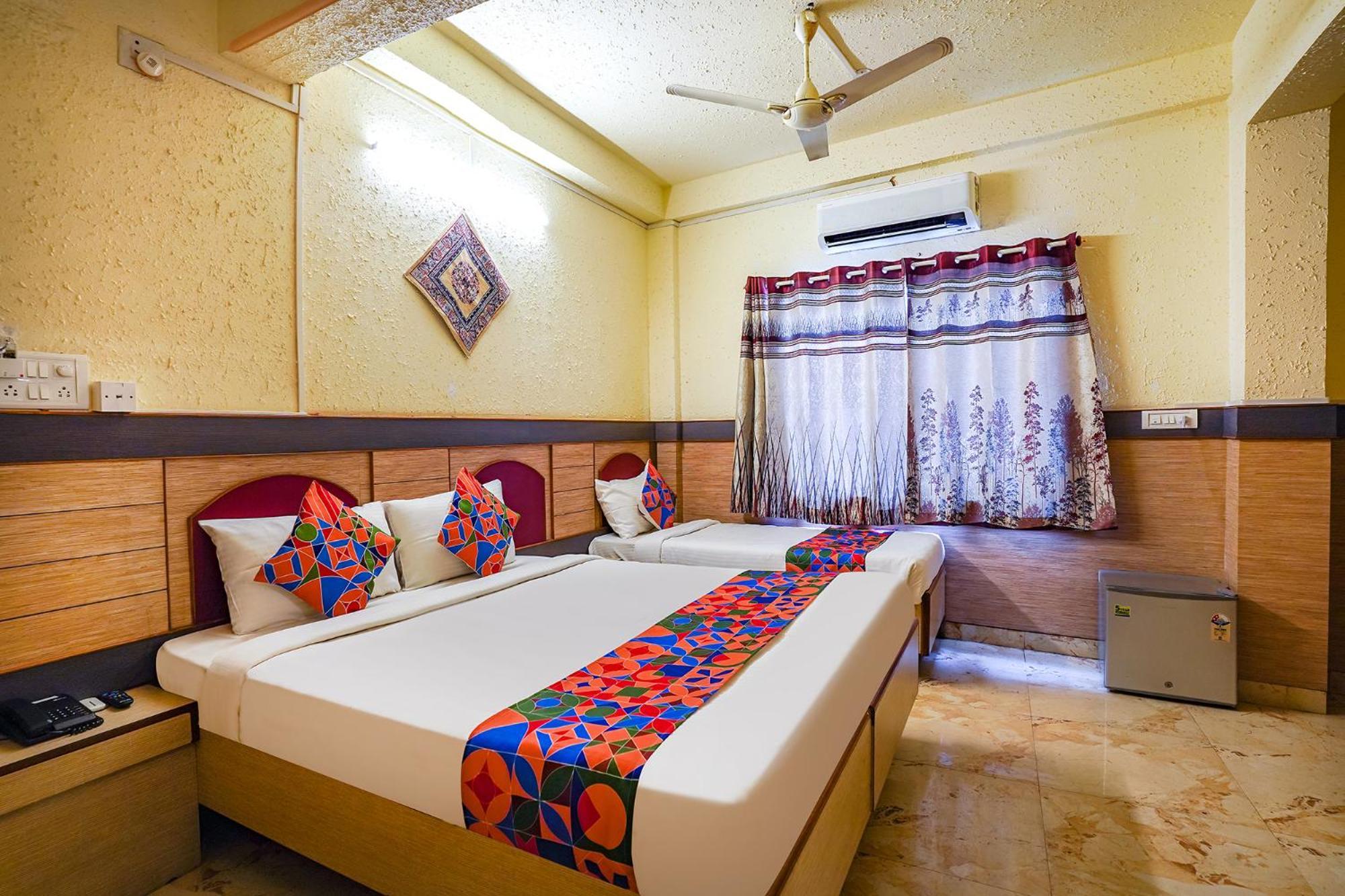 העיר בנגלור Hotel Lalbagh Gardenia מראה חיצוני תמונה