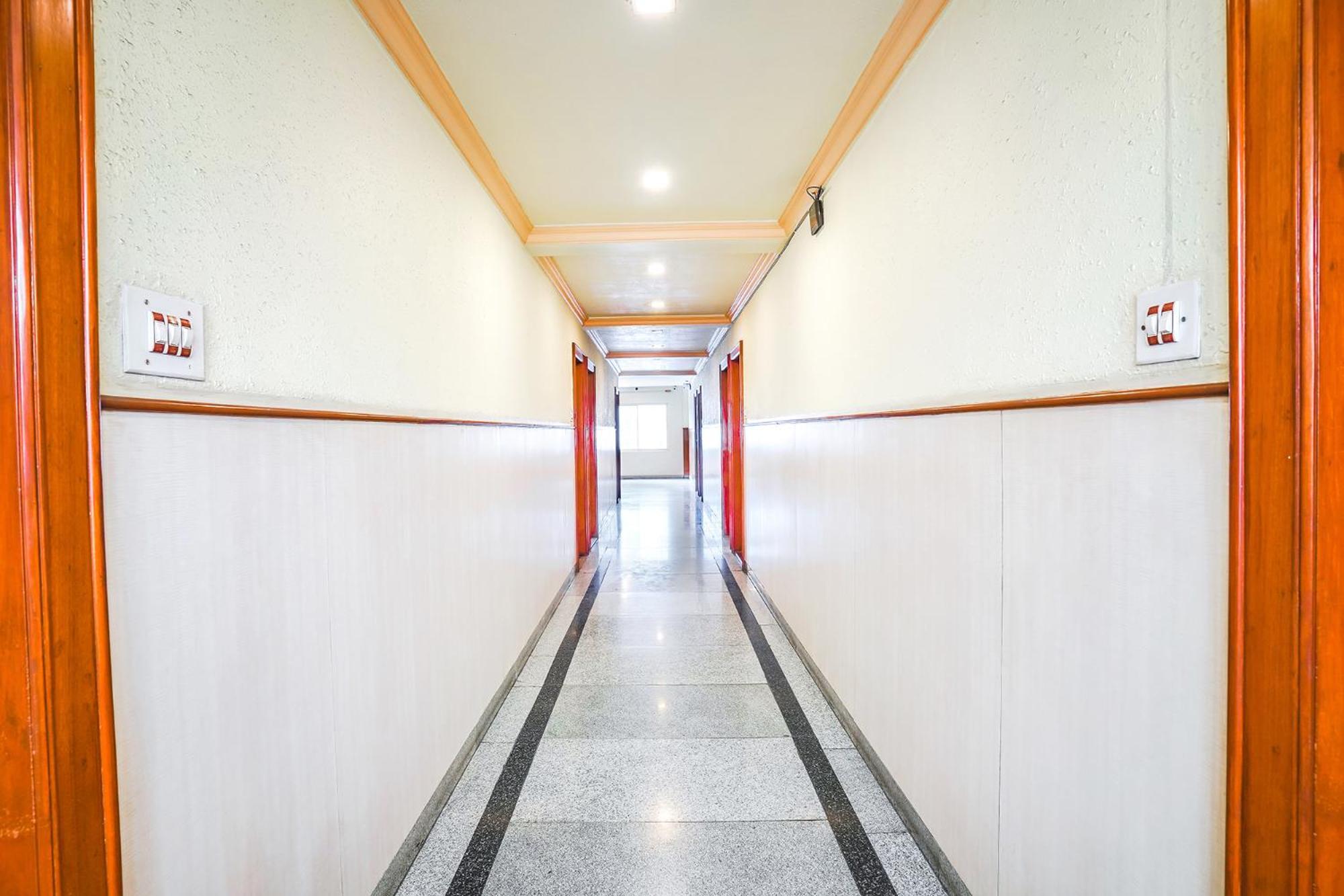 העיר בנגלור Hotel Lalbagh Gardenia מראה חיצוני תמונה